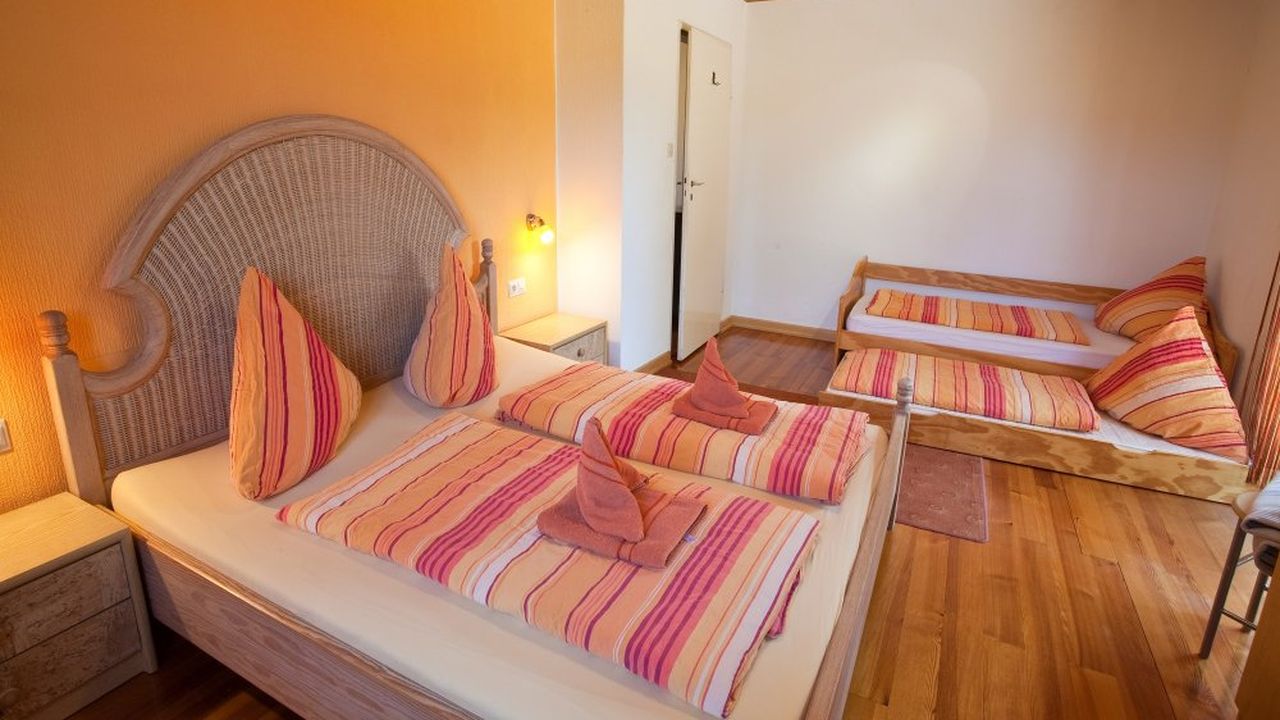 Schlafzimmer im Obergeschoss Schlafzimmer im Obergeschoss